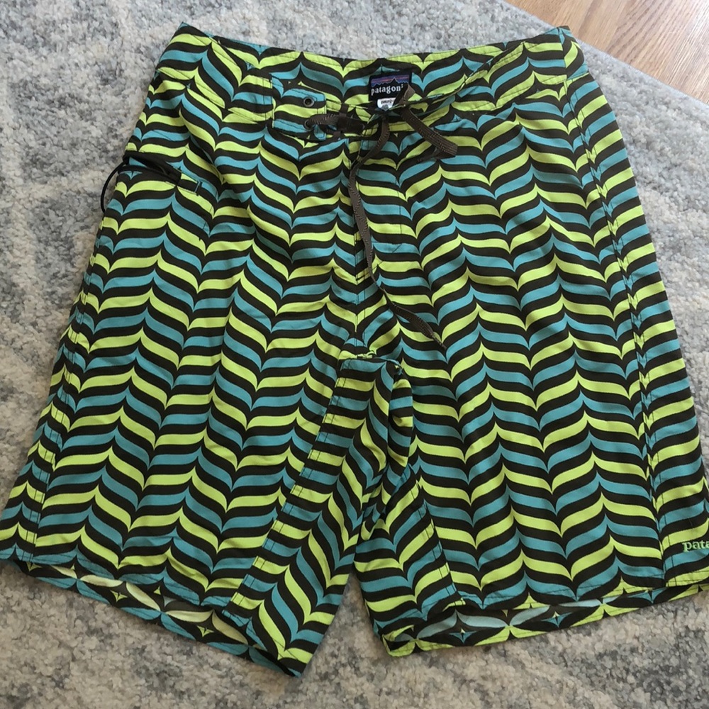 Patagonia board shorts size 30 men